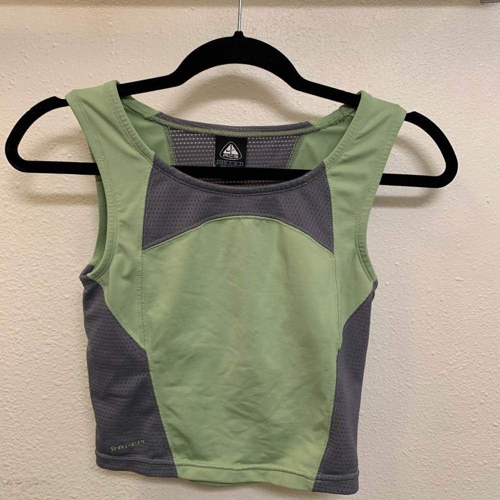 Women’s Nike ACG sports bra top - small